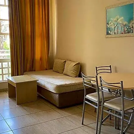 Isabella Hotel 2*